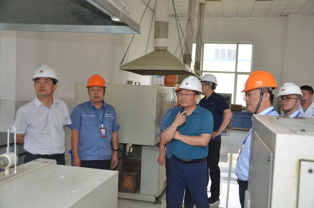 微信图片_20190715085002.jpg NG大舞台-有梦你就来 -致力于新媒体舞台视觉艺术创作整案服务