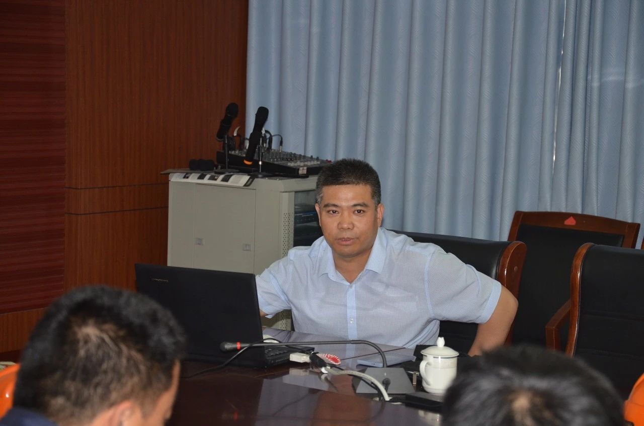 微信图片_20200709082133.jpg NG大舞台-有梦你就来 -致力于新媒体舞台视觉艺术创作整案服务