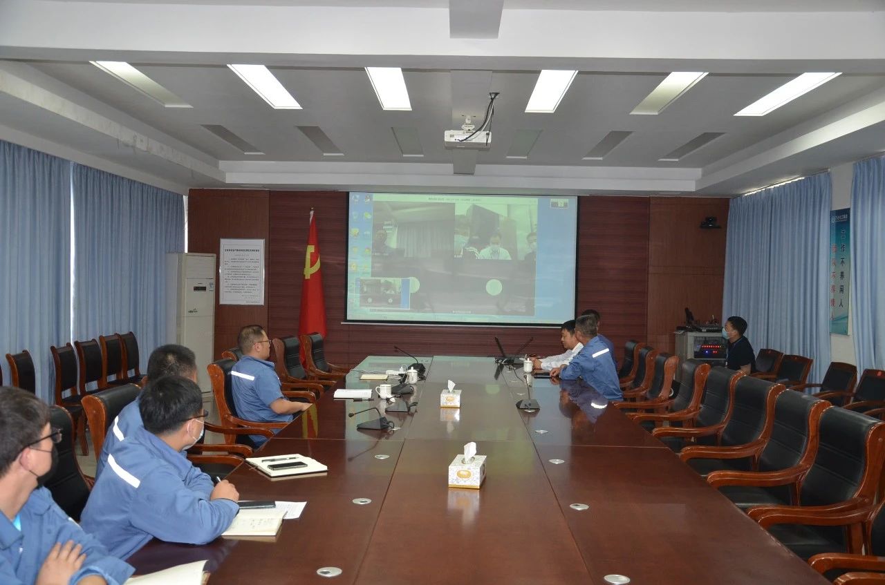 微信图片_20200709075849.jpg NG大舞台-有梦你就来 -致力于新媒体舞台视觉艺术创作整案服务