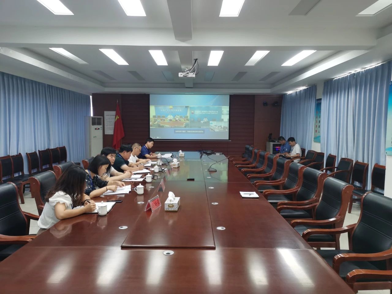NG大舞台-有梦你就来 -致力于新媒体舞台视觉艺术创作整案服务